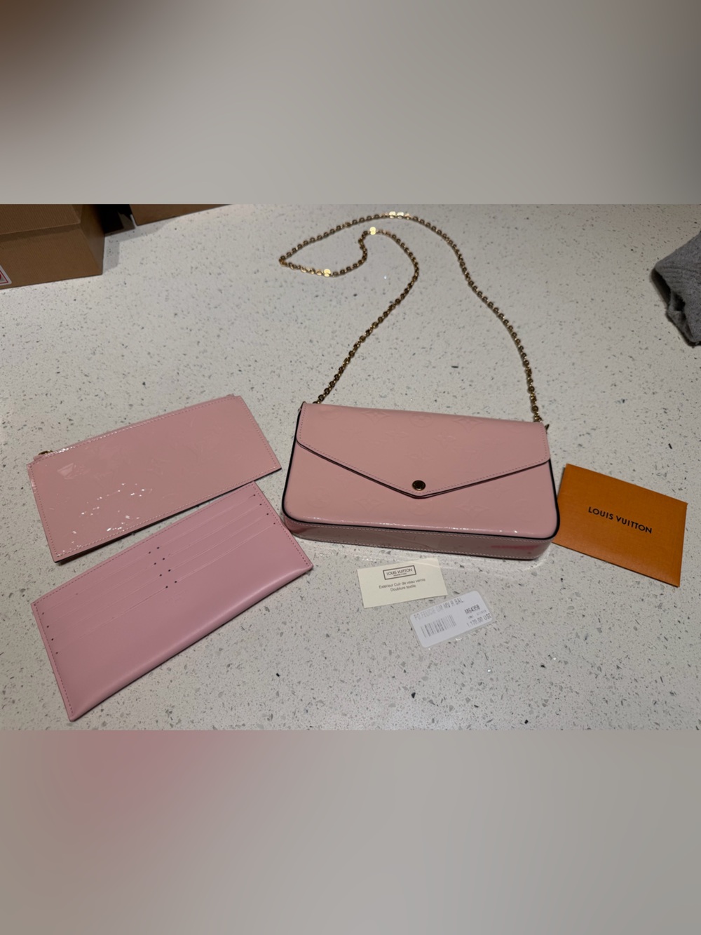 Louis Vuitton Felicie Pink Vernis Envelope Wallet on Chain